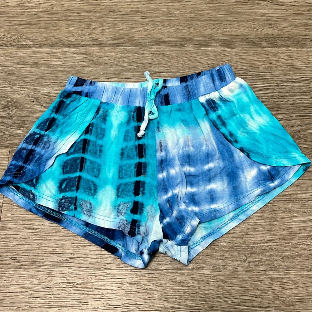 Sofi Girls Lightweight blue tie dye shorts - size 5